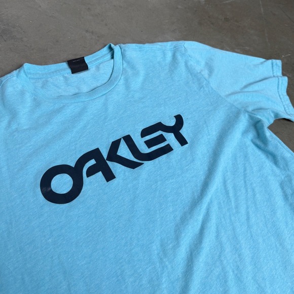 Oakley Mens Regular Fit Graphic Logo T-Shirt Light Blue Heather Short Sleeve L - Picture 9 of 9
